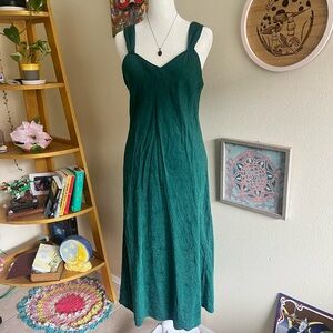 emerald green paisley dress 🪲